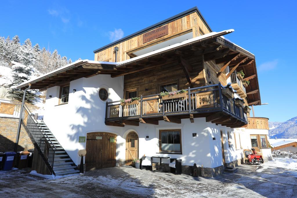 Naturlodge Ladis Ehemals Alpenlodge Alexander Inklusive Sommer Bergbahnticket Bagian luar foto