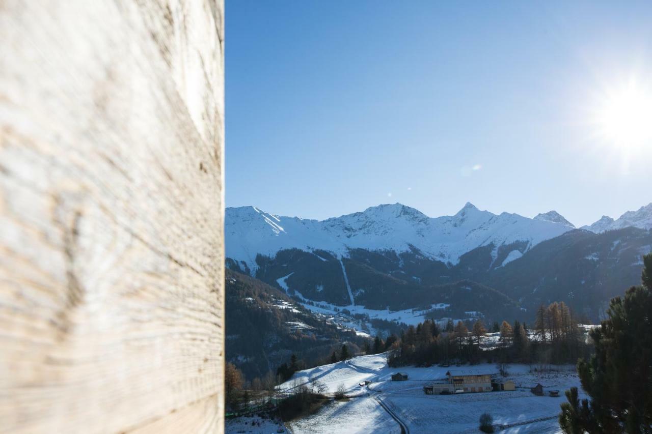 Naturlodge Ladis Ehemals Alpenlodge Alexander Inklusive Sommer Bergbahnticket Bagian luar foto