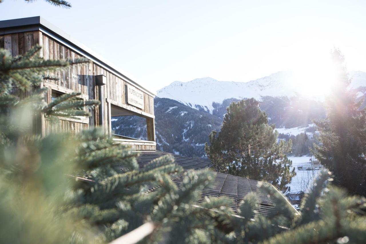 Naturlodge Ladis Ehemals Alpenlodge Alexander Inklusive Sommer Bergbahnticket Bagian luar foto